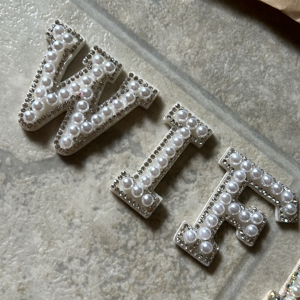 Pearl Adhesive Letters -WIFEY - Picture 2 of 6